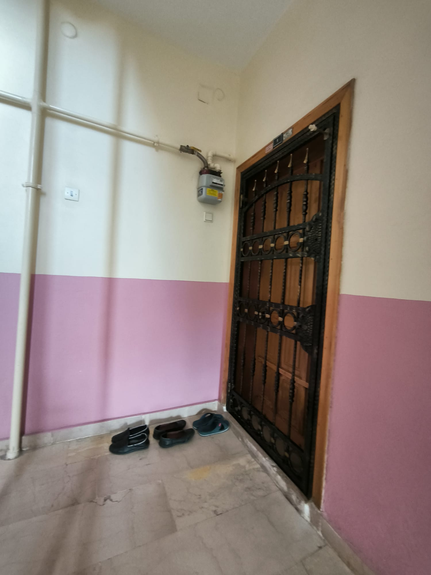 ŞEYH ŞAMİL MAHALLESİN DE SATILIK 3+1 BAKIM LI DAİRE